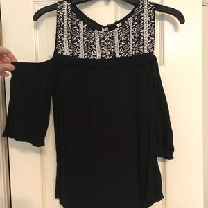 cold shoulder black and white embroidered shirt
